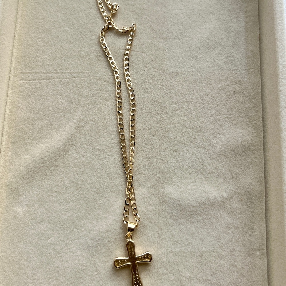 14k Gold Plated Cross Necklace Unisex - Picture 4 of 4